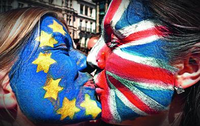 Eine Woche nach dem Referendum protestierten in London Tausende gegen den Brexit. Foto: dpa/ Gail Orenstein
