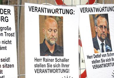 Am Pranger: Die Verantwortlichen der Loveparade in Duisburg, bei der 21 Menschen starben. (Foto: dpa/Malte Ossowski/Sven Simon)