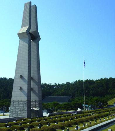 Der Märtyrer-Friedhof für die 1980 durch die Militärdiktatur getöteten Demonstranten in Gwangju.